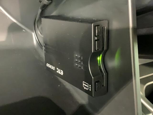 いまや快適なカーライフに欠かせないＥＴＣが付いています。