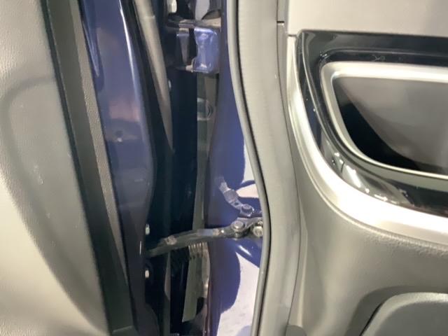 ステップワゴン モデューロXホンダセンシング 最長5年保証 ナビVXM-197VFNi TV Rカメラ CD録音 BTオ-ディオ DVD ドラレコ ETC LEDライト VSA 両側電動ドア クルコン アルミ フォグ スマートキー 盗難防止装置(42枚目)