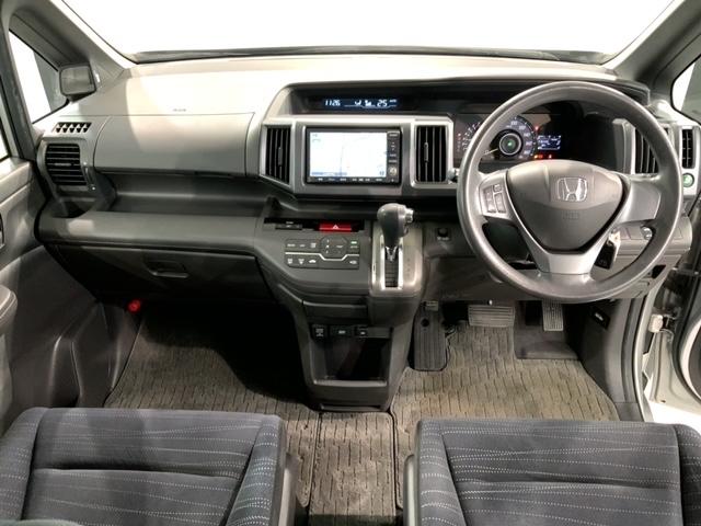 ステップワゴン GHIDエディション 1年保証 ワンオ-ナ- 純正ナビ TV Rカメラ CD録音 DVD ドラレコ Rモニタ- ETC HID 両側電動ドア VSA キ-レス 盗難防止装置 整備記録簿 ドアバイザ- AAC Wエアバッグ(8枚目)