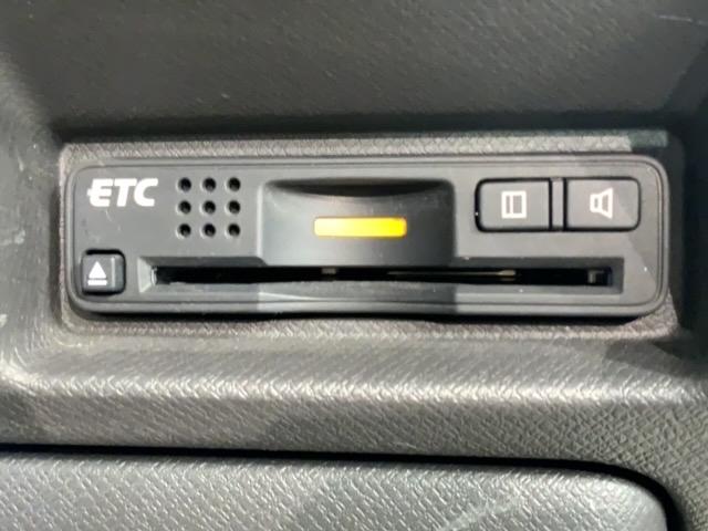 ステップワゴン GHIDエディション 1年保証 ワンオ-ナ- 純正ナビ TV Rカメラ CD録音 DVD ドラレコ Rモニタ- ETC HID 両側電動ドア VSA キ-レス 盗難防止装置 整備記録簿 ドアバイザ- AAC Wエアバッグ(12枚目)