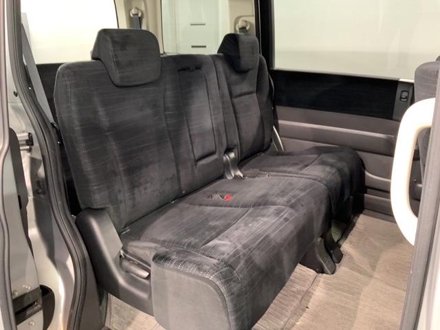 ステップワゴン GHIDエディション 1年保証 ワンオ-ナ- 純正ナビ TV Rカメラ CD録音 DVD ドラレコ Rモニタ- ETC HID 両側電動ドア VSA キ-レス 盗難防止装置 整備記録簿 ドアバイザ- AAC Wエアバッグ(19枚目)