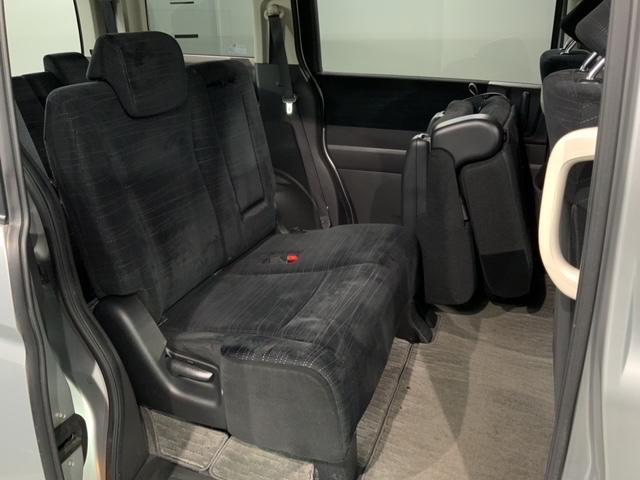 ステップワゴン GHIDエディション 1年保証 ワンオ-ナ- 純正ナビ TV Rカメラ CD録音 DVD ドラレコ Rモニタ- ETC HID 両側電動ドア VSA キ-レス 盗難防止装置 整備記録簿 ドアバイザ- AAC Wエアバッグ(34枚目)