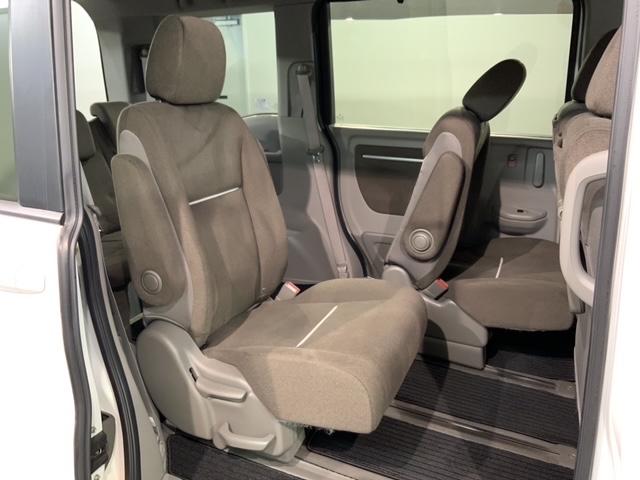 ステップワゴン G・EX H SENSING 1年保証 ナビ TV Rカメラ CD録音 DVD Rモニタ- ETC LEDライト 両側電動ドア VSA シ-トヒ-タ- アルミ スマ-トキ- スペアキー 盗難防止装置 整備記録簿(34枚目)