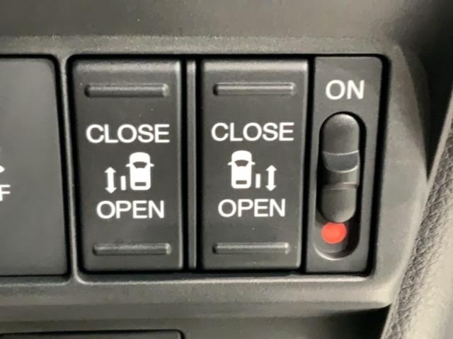 フリード エアーＥＸ　禁煙試乗車　新車保証　ワンオ－ナ－　ナビＬＸＭ－２４２ＺＦＮｉ　フルセグ　Ｒカメラ　ＢＴａｕｄｉｏ　ＥＴＣ　ＬＥＤライト　両側電動ドア　シ－トヒ－タ－　クルコン　Ｒクーラー　アルミ（13枚目）