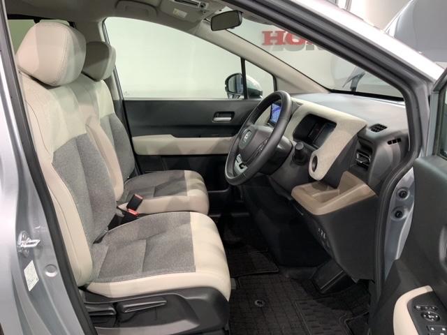 フリード エアーＥＸ　禁煙試乗車　新車保証　ワンオ－ナ－　ナビＬＸＭ－２４２ＺＦＮｉ　フルセグ　Ｒカメラ　ＢＴａｕｄｉｏ　ＥＴＣ　ＬＥＤライト　両側電動ドア　シ－トヒ－タ－　クルコン　Ｒクーラー　アルミ（17枚目）