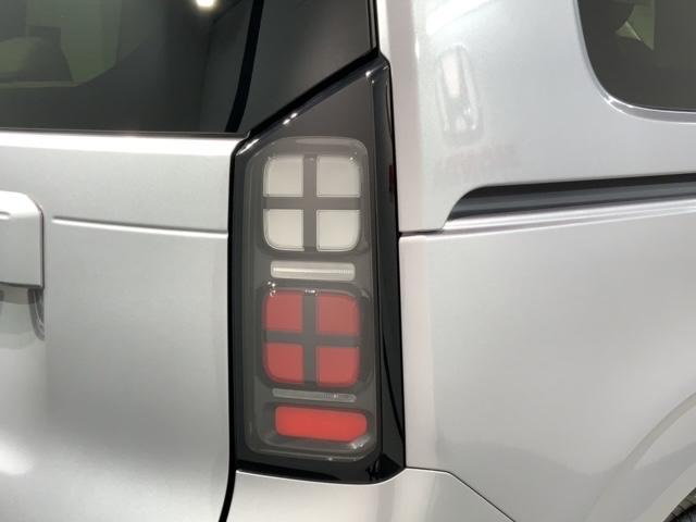 フリード エアーＥＸ　禁煙試乗車　新車保証　ワンオ－ナ－　ナビＬＸＭ－２４２ＺＦＮｉ　フルセグ　Ｒカメラ　ＢＴａｕｄｉｏ　ＥＴＣ　ＬＥＤライト　両側電動ドア　シ－トヒ－タ－　クルコン　Ｒクーラー　アルミ（45枚目）