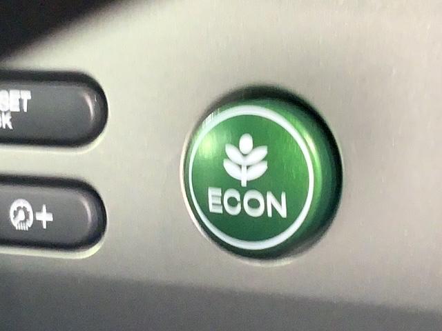 フリード Gジャストセレクション 禁煙 1年保証 ナビ フルセグ Rカメラ CD録音 BTaudio DVD ETC HID 両側電動ドア アルミ スマートキー 盗難防止装置 整備記録簿(14枚目)