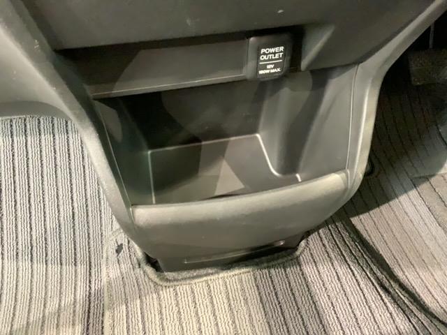 フリード Gジャストセレクション 禁煙 1年保証 ナビ フルセグ Rカメラ CD録音 BTaudio DVD ETC HID 両側電動ドア アルミ スマートキー 盗難防止装置 整備記録簿(27枚目)