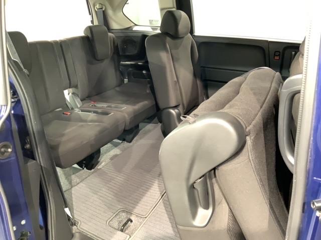 フリード Gジャストセレクション 禁煙 1年保証 ナビ フルセグ Rカメラ CD録音 BTaudio DVD ETC HID 両側電動ドア アルミ スマートキー 盗難防止装置 整備記録簿(33枚目)