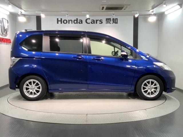 フリード Gジャストセレクション 禁煙 1年保証 ナビ フルセグ Rカメラ CD録音 BTaudio DVD ETC HID 両側電動ドア アルミ スマートキー 盗難防止装置 整備記録簿(50枚目)