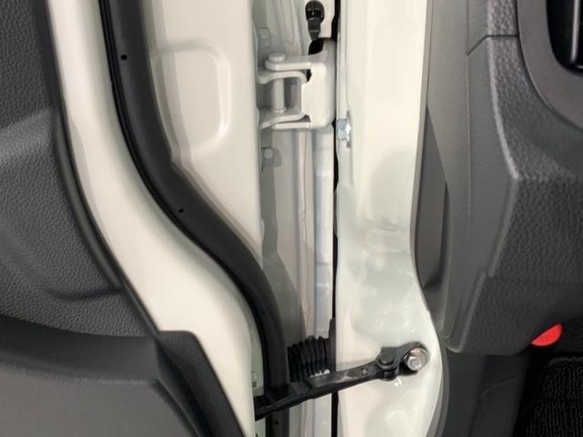 Ｎ－ＯＮＥ ＲＳ　６ＭＴ　当社禁煙試乗車　新車保証継承　８ｉｎナビ　ＢＴａｕｄｉｏ　フルセグ　ＵＳＢ接続　Ｒカメラ　シ－トヒ－タ－　ＥＴＣ　クルコン　ＬＥＤオ－トライト　フォグライト　スマ－トキ－　フロアマット（42枚目）