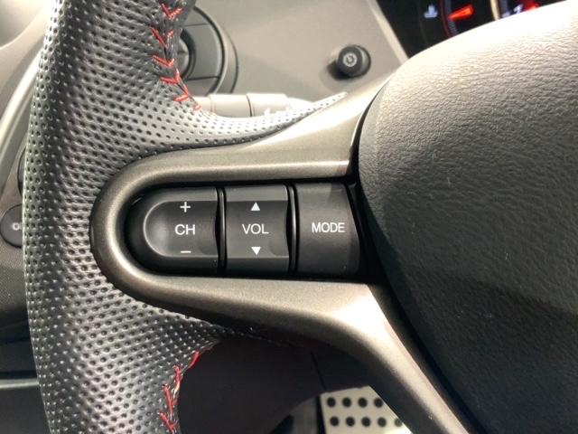 シビック タイプＲユーロ　１年保証　禁煙ワンオ－ナ－　ナビＶＸＳ－１０２ＶＳｉ　ＢＴａｕｄｉｏ　ＤＶＤ　ＣＤ録音　ＥＴＣ　ＶＳＡ　アルミ　フォグライト　キ－レスキ－　盗難防止装置　整備記録簿（8枚目）