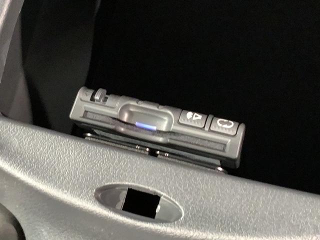 シビック タイプＲユーロ　１年保証　禁煙ワンオ－ナ－　ナビＶＸＳ－１０２ＶＳｉ　ＢＴａｕｄｉｏ　ＤＶＤ　ＣＤ録音　ＥＴＣ　ＶＳＡ　アルミ　フォグライト　キ－レスキ－　盗難防止装置　整備記録簿（9枚目）