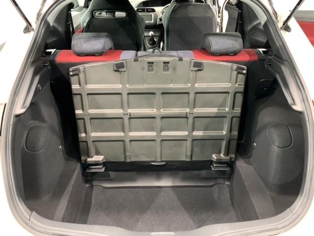 シビック タイプＲユーロ　１年保証　禁煙ワンオ－ナ－　ナビＶＸＳ－１０２ＶＳｉ　ＢＴａｕｄｉｏ　ＤＶＤ　ＣＤ録音　ＥＴＣ　ＶＳＡ　アルミ　フォグライト　キ－レスキ－　盗難防止装置　整備記録簿（39枚目）