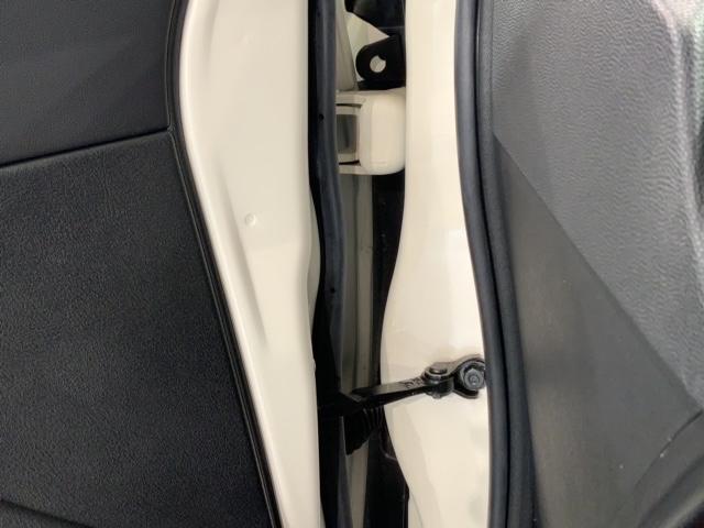 シビック タイプＲユーロ　１年保証　禁煙ワンオ－ナ－　ナビＶＸＳ－１０２ＶＳｉ　ＢＴａｕｄｉｏ　ＤＶＤ　ＣＤ録音　ＥＴＣ　ＶＳＡ　アルミ　フォグライト　キ－レスキ－　盗難防止装置　整備記録簿（42枚目）