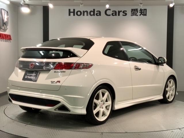 シビック タイプＲユーロ　１年保証　禁煙ワンオ－ナ－　ナビＶＸＳ－１０２ＶＳｉ　ＢＴａｕｄｉｏ　ＤＶＤ　ＣＤ録音　ＥＴＣ　ＶＳＡ　アルミ　フォグライト　キ－レスキ－　盗難防止装置　整備記録簿（50枚目）