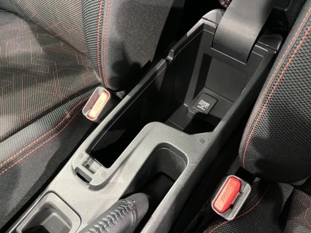 フィット ＲＳ　あんしんＰＫＧ　１年保証　ナビＶＸＭ－１５５ＶＦｉ　ＴＶ　Ｒカメラ　ＣＤ録音　ＢＴオ－ディオ　ＤＶＤ　ＥＴＣ　ＬＥＤライト　ＶＳＡ　クルコン　アルミ　スマ－トキ－　スペアキー　盗難防止装置　整備記録簿（28枚目）