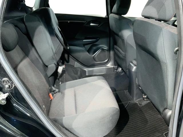 フィット ＲＳ　あんしんＰＫＧ　１年保証　ナビＶＸＭ－１５５ＶＦｉ　ＴＶ　Ｒカメラ　ＣＤ録音　ＢＴオ－ディオ　ＤＶＤ　ＥＴＣ　ＬＥＤライト　ＶＳＡ　クルコン　アルミ　スマ－トキ－　スペアキー　盗難防止装置　整備記録簿（35枚目）