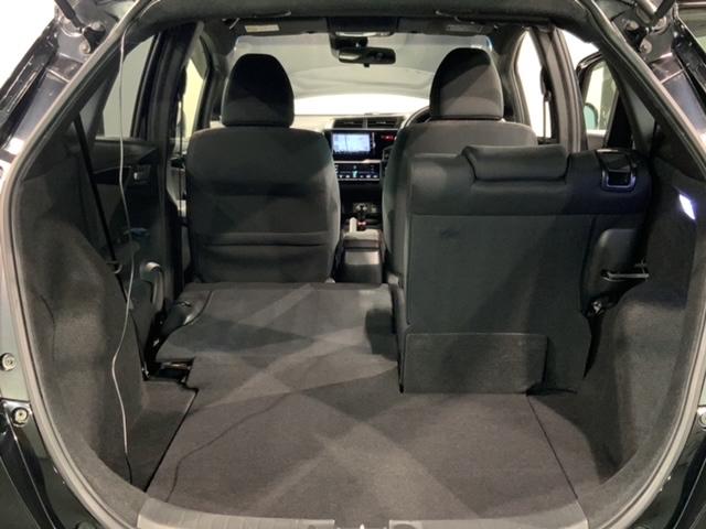 フィット ＲＳ　あんしんＰＫＧ　１年保証　ナビＶＸＭ－１５５ＶＦｉ　ＴＶ　Ｒカメラ　ＣＤ録音　ＢＴオ－ディオ　ＤＶＤ　ＥＴＣ　ＬＥＤライト　ＶＳＡ　クルコン　アルミ　スマ－トキ－　スペアキー　盗難防止装置　整備記録簿（38枚目）