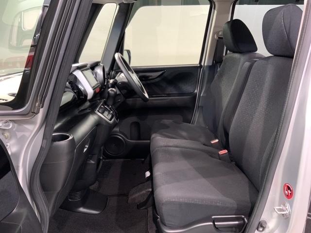 Ｎ－ＢＯＸカスタム Ｇ・Ｌパッケージ　いまコレ＋新品マット付　あんしんＰＫＧ　１年保証　ワンオ－ナ－　ナビＶＸＭ－１５２ＶＦｉ　ＴＶ　Ｒカメラ　ＣＤ録音　ＢＴオ－ディオ　ＤＶＤ　シ－トヒ－タ－　ＨＩＤ　両側電動ドア　ＶＳＡ　アルミ　ＡＡＣ（31枚目）