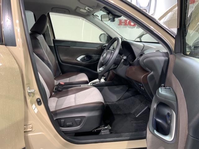 ヤリスクロス Ｚ　最長５年保証　禁煙　ディスプレイオ－ディオ　マルチビュ－　ＢＴａｕｄｉｏ　Ｒカメラ　ドラレコ　パワ－シ－ト　シ－トヒ－タ－　ＥＴＣ　クルコン　ＬＥＤオ－トライト　純正アルミ（18枚目）