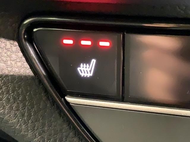 ＺＲ－Ｖ ｅ：ＨＥＶＺ　当社禁煙試乗車　新車保証継承　ナビ　マルチビュ－　ＢＴａｕｄｉｏ　ＵＳＢ接続　フルセグ　Ｒカメラ　パワ－シ－ト　シ－トヒ－タ－　ＥＴＣ　クルコン　ＬＥＤオ－トライト　アルミ（14枚目）