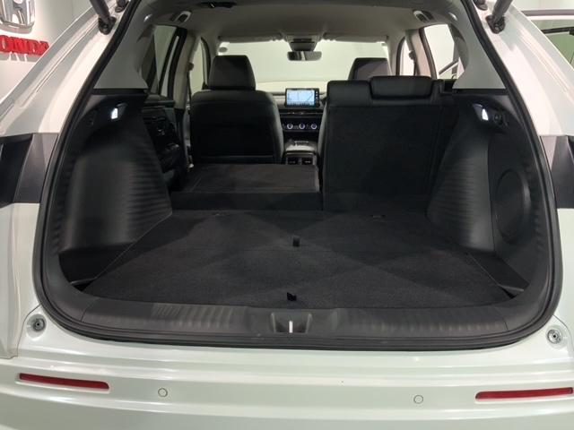 ＺＲ－Ｖ ｅ：ＨＥＶＺ　当社禁煙試乗車　新車保証継承　ナビ　マルチビュ－　ＢＴａｕｄｉｏ　ＵＳＢ接続　フルセグ　Ｒカメラ　パワ－シ－ト　シ－トヒ－タ－　ＥＴＣ　クルコン　ＬＥＤオ－トライト　アルミ（39枚目）