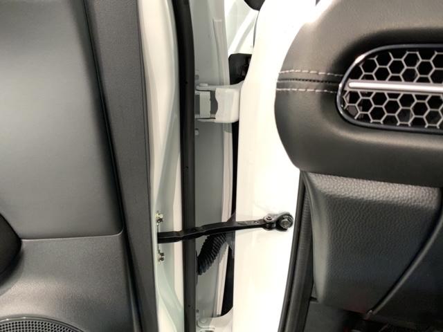 ＺＲ－Ｖ ｅ：ＨＥＶＺ　当社禁煙試乗車　新車保証継承　ナビ　マルチビュ－　ＢＴａｕｄｉｏ　ＵＳＢ接続　フルセグ　Ｒカメラ　パワ－シ－ト　シ－トヒ－タ－　ＥＴＣ　クルコン　ＬＥＤオ－トライト　アルミ（42枚目）