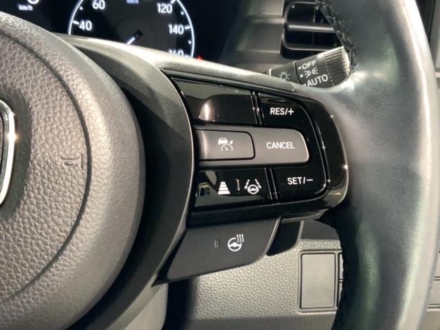 ヴェゼル ｅ：ＨＥＶＺ　Ｈ　ＳＥＮＳＩＮＧ　最長５年保証　ワンオ－ナ－　純正ナビ　ＴＶ　Ｒカメラ　マルチビュ－　ＢＴオ－ディオ　ＥＴＣ　ＬＥＤライト　ＶＳＡ　シ－トヒ－タ－　クルコン　アルミ　スマ－トキ－　スペアキ－　ＡＡＣ（11枚目）