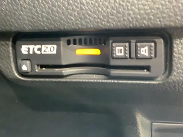 シビック ＥＸ　禁煙ワンオ－ナ－　最長５年保証　ナビ　ドラレコ　ＡｐｐｌｅＣａｒＰｌａｙ　ＢＴａｕｄｉｏ　フルセグ　Ｒカメラ　シ－トヒ－タ－　ＥＴＣ２．０　クルコン　ＬＥＤオ－トライト　ＬＥＤフォグライト　アルミ（13枚目）