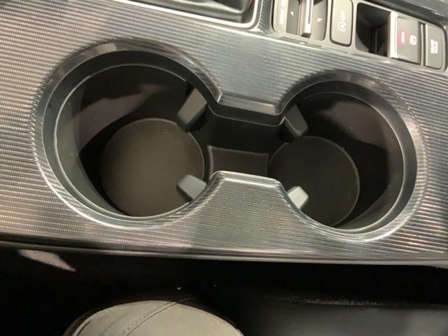 シビック ＥＸ　禁煙ワンオ－ナ－　最長５年保証　ナビ　ドラレコ　ＡｐｐｌｅＣａｒＰｌａｙ　ＢＴａｕｄｉｏ　フルセグ　Ｒカメラ　シ－トヒ－タ－　ＥＴＣ２．０　クルコン　ＬＥＤオ－トライト　ＬＥＤフォグライト　アルミ（28枚目）