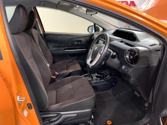 アクア G 1年保証 ナビ TV Rカメラ BTオ-ディオ DVD ETC 横滑り防止 シ-トヒ-タ- クルコン スマ-トキ- スペアキー 盗難防止装置 整備記録簿 ドアバイザ- AAC Wエアバッグ 地デジ(17枚目)