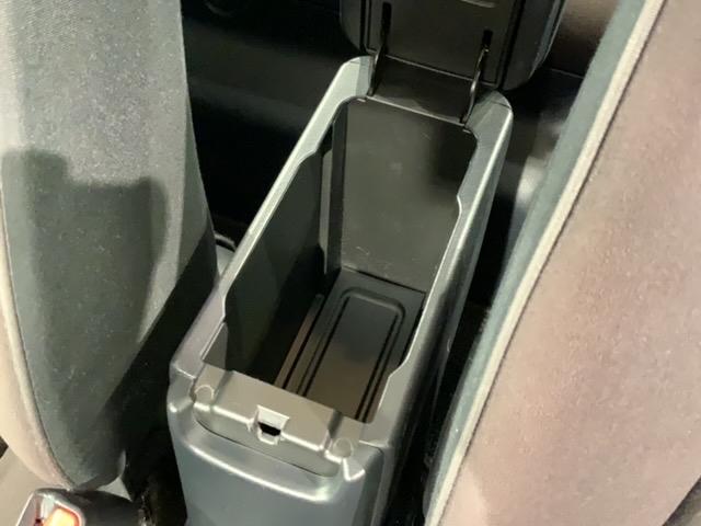 アクア G 1年保証 ナビ TV Rカメラ BTオ-ディオ DVD ETC 横滑り防止 シ-トヒ-タ- クルコン スマ-トキ- スペアキー 盗難防止装置 整備記録簿 ドアバイザ- AAC Wエアバッグ 地デジ(28枚目)