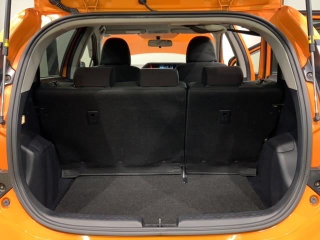 アクア G 1年保証 ナビ TV Rカメラ BTオ-ディオ DVD ETC 横滑り防止 シ-トヒ-タ- クルコン スマ-トキ- スペアキー 盗難防止装置 整備記録簿 ドアバイザ- AAC Wエアバッグ 地デジ(35枚目)