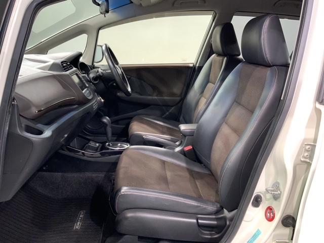 フィットシャトルハイブリッド ハイブリッド・スマートセレクションファインライン 禁煙ワンオ-ナ- 1年保証 ナビ DVD フルセグ Rカメラ ETC クルコン シ-トヒ-タ- HIDオ-トライト フォグライト 社外アルミ スマ-トキ- ドアバイザ- 取説 整備記録簿(30枚目)