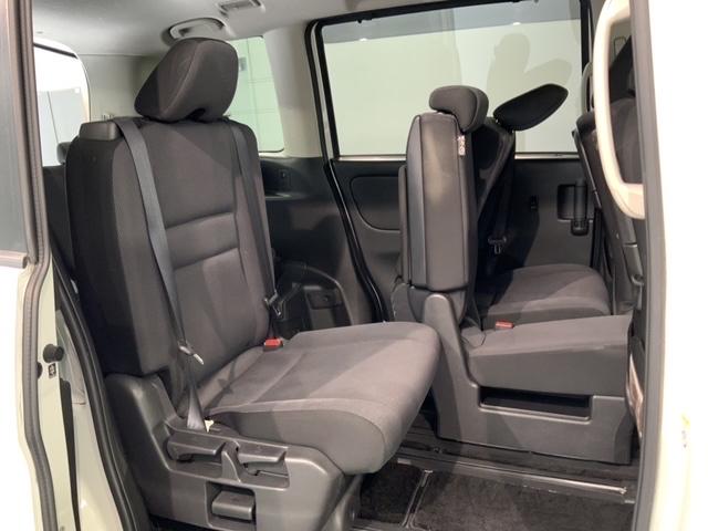 セレナ ＸＶセレクション　禁煙　最長５年保証　ナビ　マルチビュ－　ドラレコ　後席モニタ－　ＢＴａｕｄｉｏ　ＤＶＤ　フルセグ　Ｒカメラ　両側電動ドア　ＥＴＣ　クルコン　サイドエアバッグ　衝突軽減ブレ－キ　ドアバイザ－（34枚目）