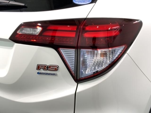 ヴェゼル ハイブリッドＲＳ・ホンダセンシング　１年保証　ワンオーナー　ナビＶＸＭ－１７５ＶＦＥｉ　ＴＶ　Ｒカメラ　ＣＤ録音　ＢＴオ－ディオ　ＤＶＤ　ドラレコ　ＥＴＣ　ＬＥＤライト　ＶＳＡ　シートヒーター　クルコン　アルミ　フォグ　スマートキー（45枚目）