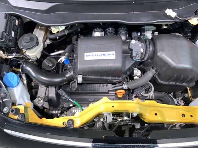 ���Џ��i���Z���^�[�ɂē��O���̃N���[�j���O�����{���Ă���܂��I