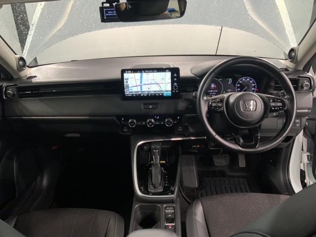 �g���₷�����C�A�E�g�̃_�b�V���{�[�h���ӂł��B�I�[�g�G�A�R���⏬������ȂǊ��������������ڂł��B