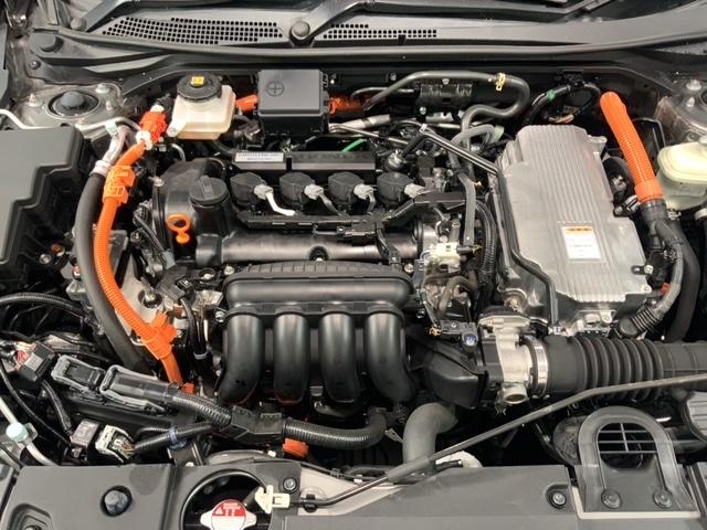 ���Џ��i���Z���^�[�ɂē��O���̃N���[�j���O�����{���Ă���܂��I