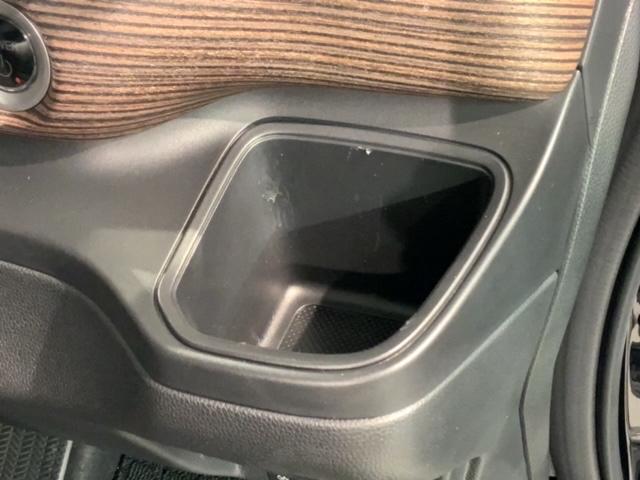 ���Џ��i���Z���^�[�ɂē��O���̃N���[�j���O�����{���Ă���܂��I