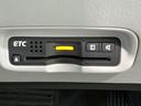 いまや快適なカーライフに欠かせないETCが付いています。