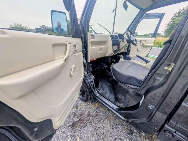 キャリイトラック KU 3方開 愛知限定車 エアコン パワーステアリング ナビ 5速マニュアル 最大積載350kg 軽トラック(20枚目)