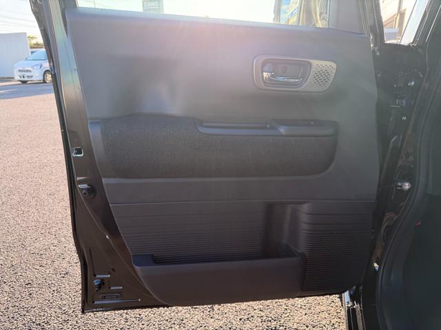 Ｎ－ＢＯＸカスタム （28枚目）