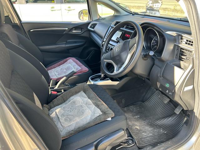 フィット １３Ｇ・Ｆパッケージ（10枚目）