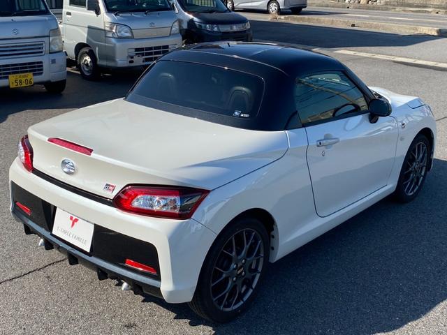 コペン ＧＲ　スポーツ　ＧＲ　スポーツ（２名）ユーザー買取車　５速ＭＴ　純正７インチナビ　フルセグ　バックモニター　ＣＤ　ＤＶＤ　Ｂｌｕｅｔｏｏｔｈ　ＥＴＣ　前席シートヒーター　ＬＥＤヘッドランプ　キーフリーシステム（16枚目）