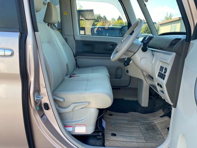 タント Ｘターボ　スマートセレクションＳＡ　ワンオーナー車　ターボ　純正７インチナビ　バックモニター　フルセグ　ＣＤ　ＤＶＤ　Ｂｌｕｅｔｏｏｔｈ　両側電動スライドドア　ＥＴＣ　プッシュスタート　スマートアシスト　純正ナビ装着用アップグレード（31枚目）