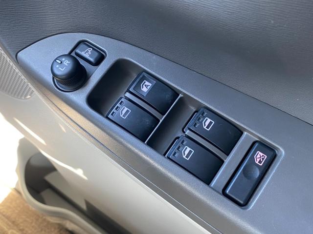 タント Ｘターボ　スマートセレクションＳＡ　ワンオーナー車　ターボ　純正７インチナビ　バックモニター　フルセグ　ＣＤ　ＤＶＤ　Ｂｌｕｅｔｏｏｔｈ　両側電動スライドドア　ＥＴＣ　プッシュスタート　スマートアシスト　純正ナビ装着用アップグレード（52枚目）