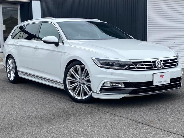 パサートヴァリアント ２．０ＴＳＩ　Ｒライン　ワンオーナー車　レザーシート　純正ナビ　バックモニター　フルセグ　ＣＤ　ＤＶＤ　Ｂｌｕｅｔｏｏｔｈ　ＥＴＣ　プリクラ　レーンキープアシスト　前席パワーシート　メモリーシート　ＬＥＤヘッドライト（10枚目）