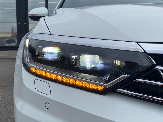 パサートヴァリアント ２．０ＴＳＩ　Ｒライン　ワンオーナー車　レザーシート　純正ナビ　バックモニター　フルセグ　ＣＤ　ＤＶＤ　Ｂｌｕｅｔｏｏｔｈ　ＥＴＣ　プリクラ　レーンキープアシスト　前席パワーシート　メモリーシート　ＬＥＤヘッドライト（23枚目）